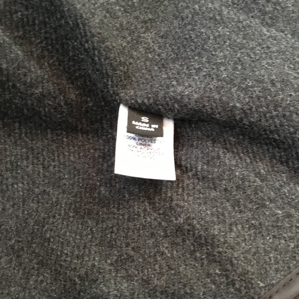 Saks Fifth Avenue coat. - Picture 5 of 7